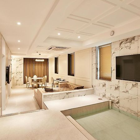 Hotel Wanted Инчон Экстерьер фото