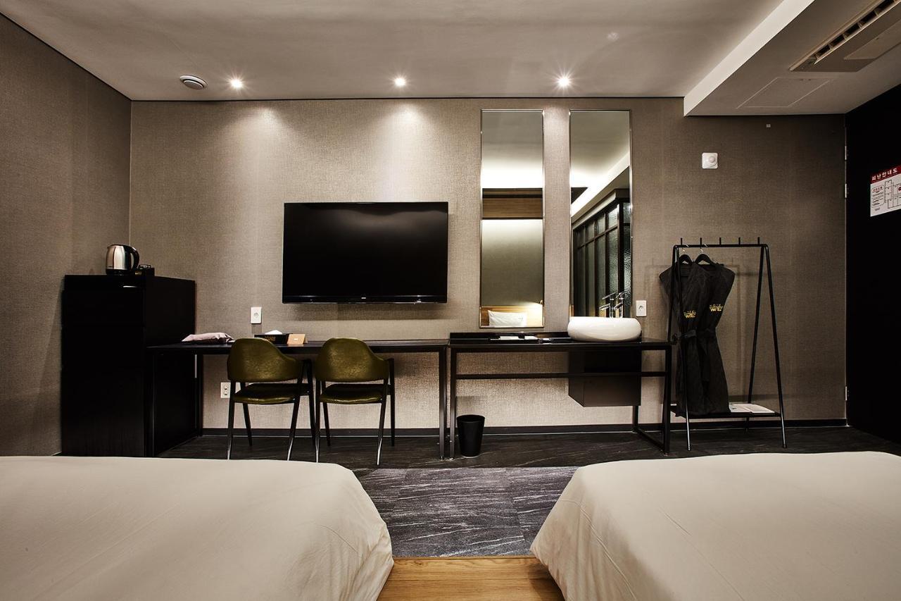 Hotel Wanted Инчон Экстерьер фото