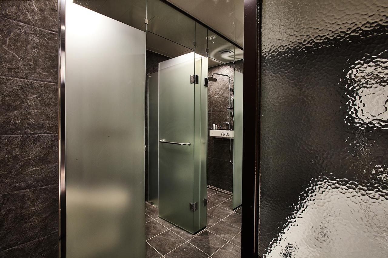 Hotel Wanted Инчон Экстерьер фото