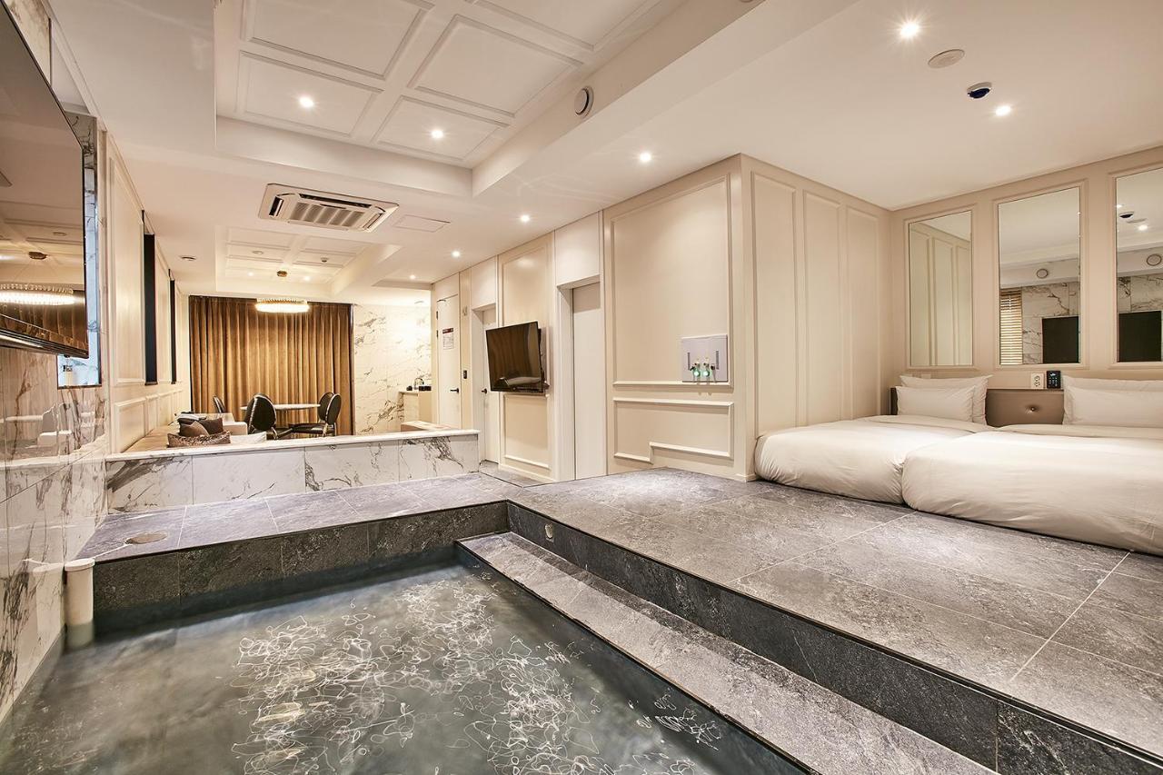 Hotel Wanted Инчон Экстерьер фото