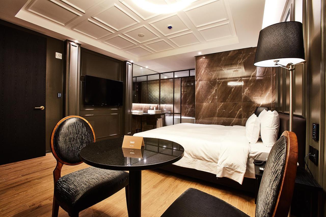 Hotel Wanted Инчон Экстерьер фото