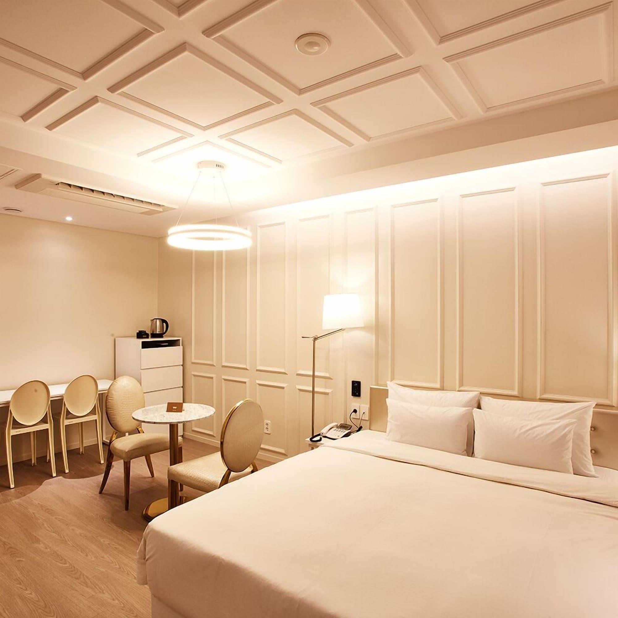 Hotel Wanted Инчон Экстерьер фото