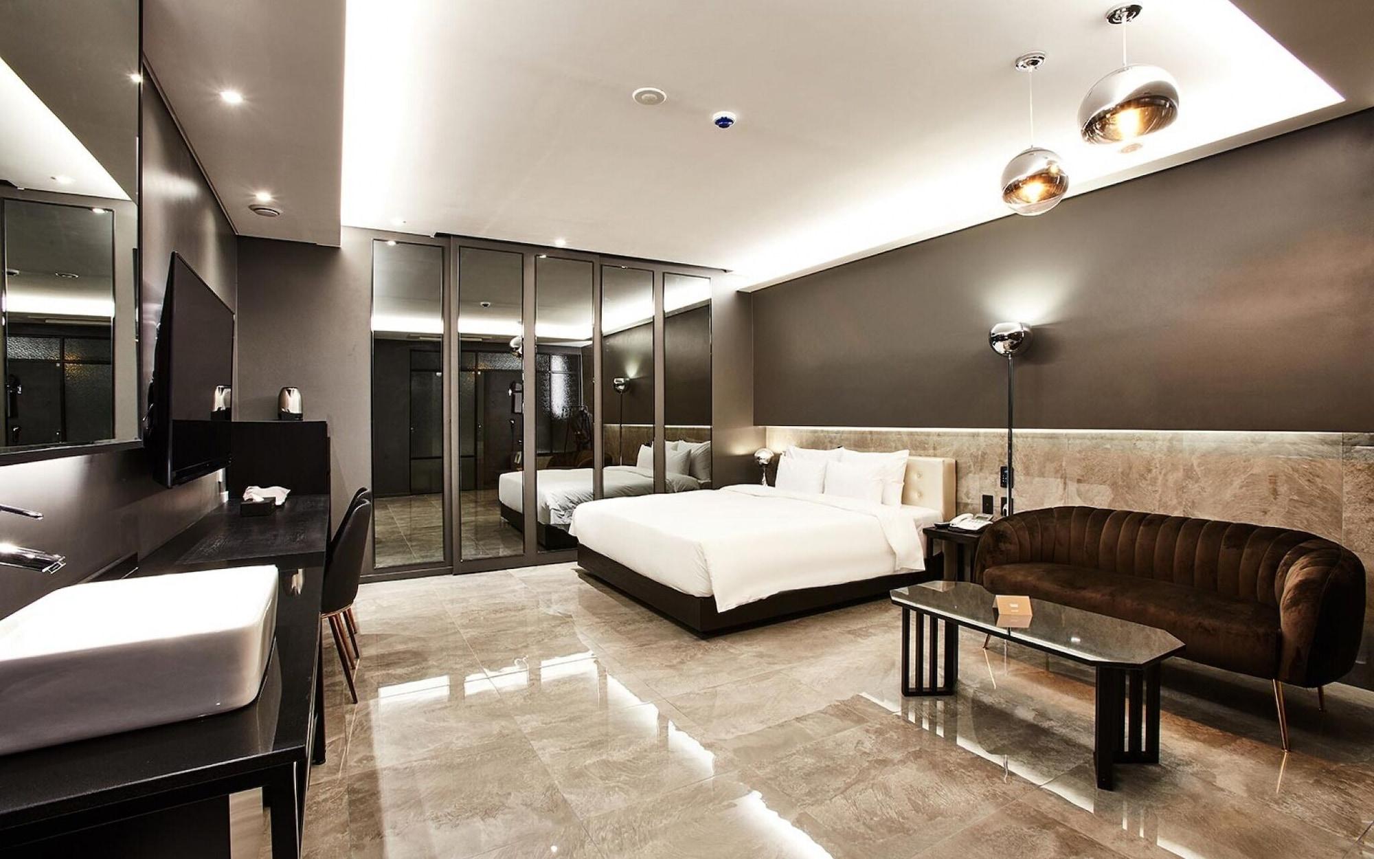 Hotel Wanted Инчон Экстерьер фото